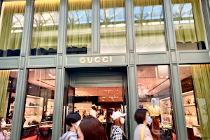 Gucci Daimaru Shinsaibashi image
