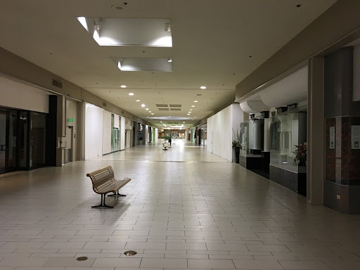 Shopping Mall «Vallco Shopping Mall», reviews and photos, 10123 N Wolfe Rd, Cupertino, CA 95014, USA