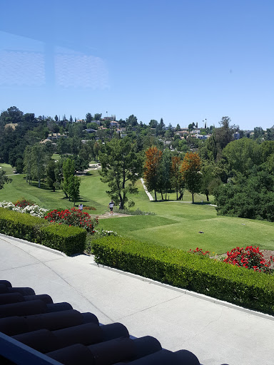 Country Club «Woodland Hills Country Club», reviews and photos, 21150 Dumetz Rd, Woodland Hills, CA 91364, USA