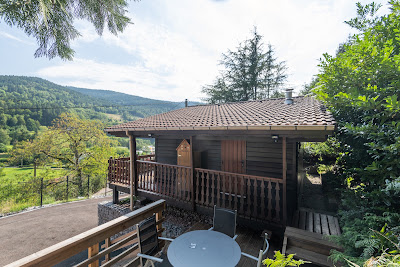 Domaine de Rochesson - Chalet du Faubourg & Jacuzzi privatif à Rochesson