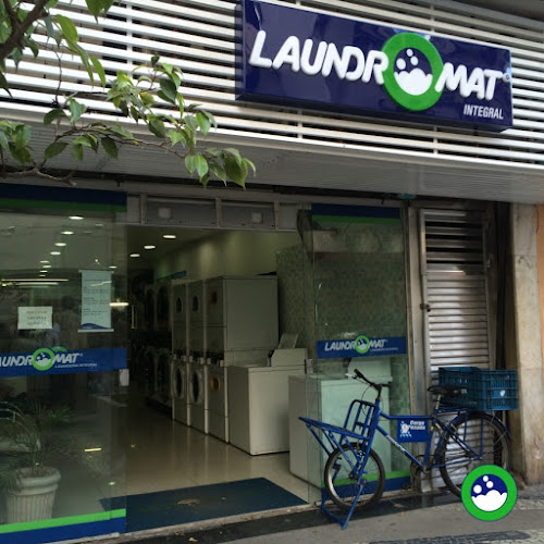 Laundromat Lavanderia Self-Service