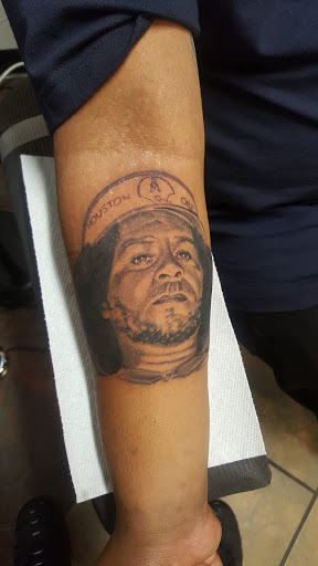 Tattoo Shop «Artistic Encounter», reviews and photos, 3920 Rosemeade Pkwy #170, Dallas, TX 75287, USA