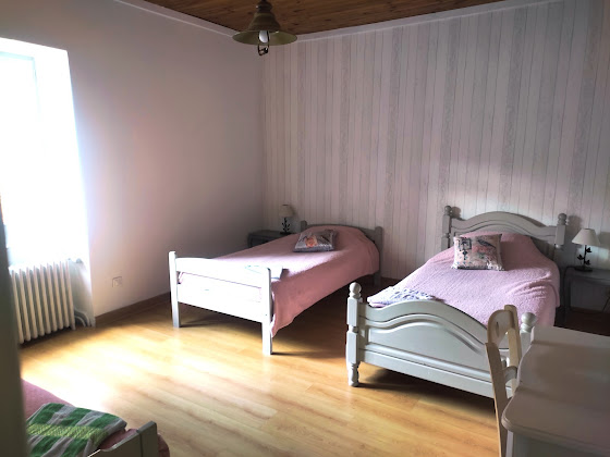 Photo Lodge Gîte1 Rouchouse 6 Route de Graix 42220 Bourg-Argental