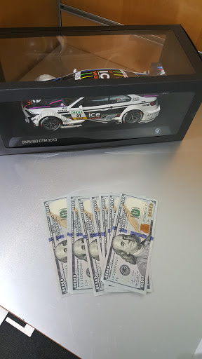 BMW Dealer «Chapman BMW On Camelback», reviews and photos, 830 E Camelback Rd, Phoenix, AZ 85014, USA