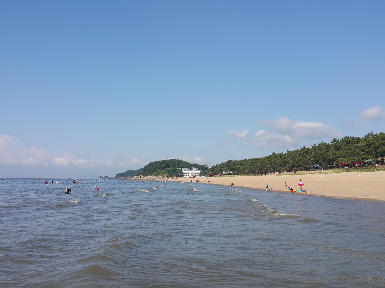 Photo of Gosapo Beach with very clean level of cleanliness