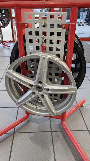 Tire Shop «Discount Tire Store - Hill Country Village, TX», reviews and photos, 15703 San Pedro Ave, Hill Country Village, TX 78232, USA