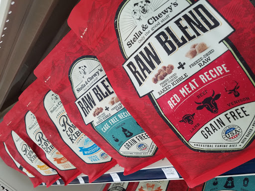 Pet Supply Store «J-B Pet Supplies - Hawthorne», reviews and photos, 289 Wagaraw Rd, Hawthorne, NJ 07506, USA