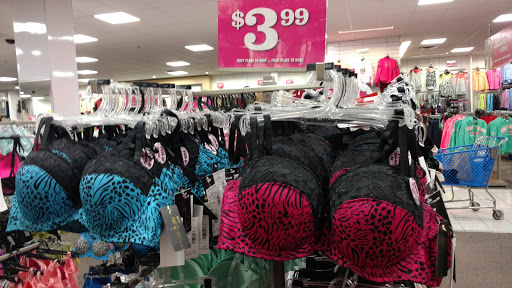 Discount Store «Fallas Discount Stores», reviews and photos, 375 N Capitol Ave, San Jose, CA 95133, USA