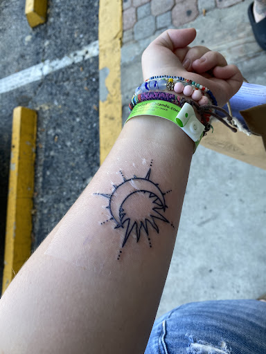 Tattoo Shop «Scratch The Surface Tattoo», reviews and photos, 6550 International Dr #111, Orlando, FL 32819, USA