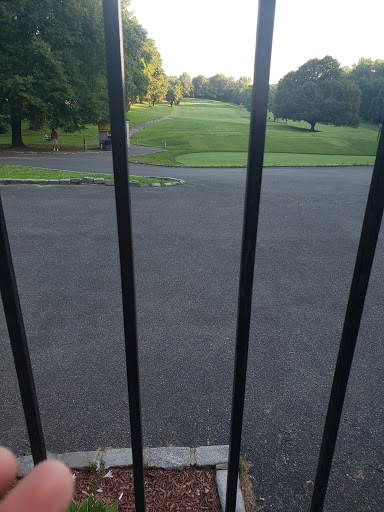 Golf Course «Forest Park Golf Course», reviews and photos, 101 Forest Park Dr, Woodhaven, NY 11421, USA