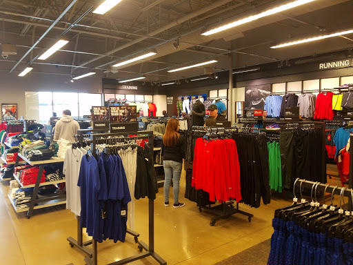 Clothing Store «Nike Factory Store», reviews and photos, 820 W Stacy Rd #356, Allen, TX 75013, USA