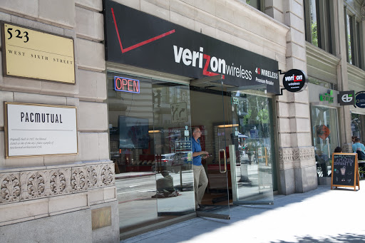 Verizon Find Cell phone store in Houston Near Location