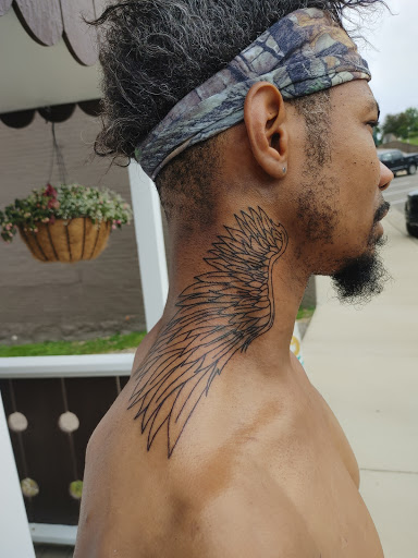 Tattoo Shop «Art & Soul Tattoo And Gallery», reviews and photos, 412 2nd St, New Glarus, WI 53574, USA