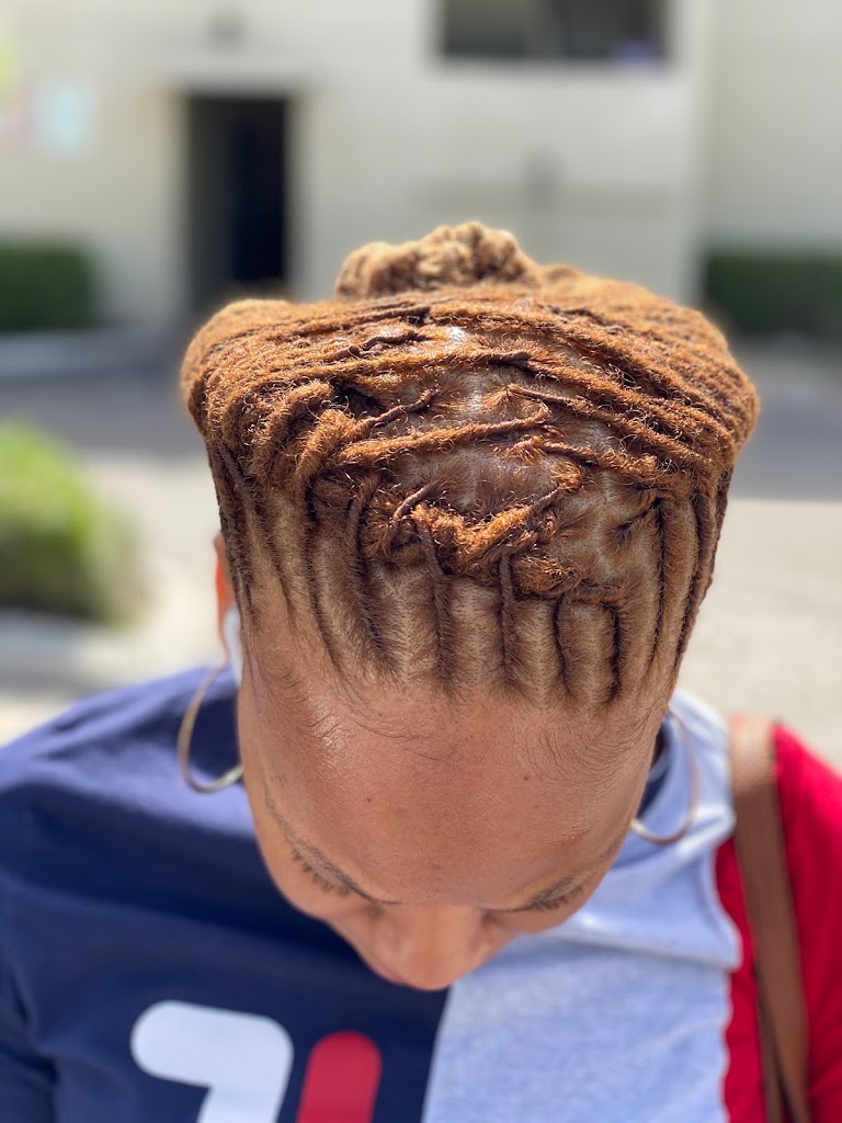 J'adore Tresses Boutique Salon 33319