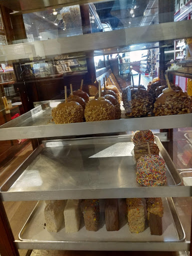 Outlet Mall «Tanger Outlet Lancaster», reviews and photos, 311 Stanley K. Tanger Blvd, Lancaster, PA 17602, USA