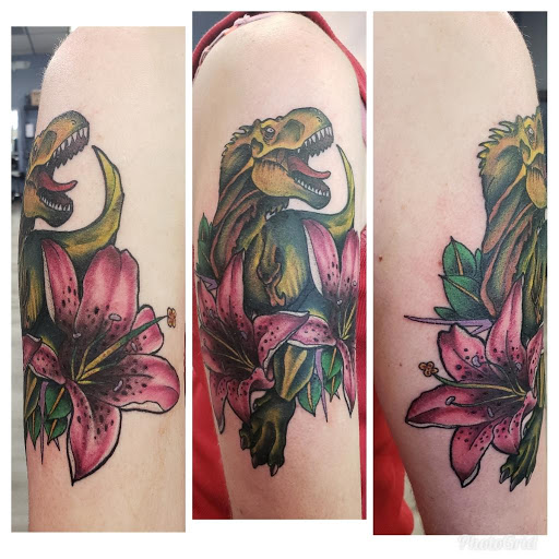 Tattoo Shop «Diamond Tattoos», reviews and photos, 7870 Culebra Rd #23, San Antonio, TX 78251, USA