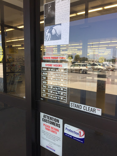 Hardware Store «Harbor Freight Tools», reviews and photos, 1735 E North Ave, Belton, MO 64012, USA