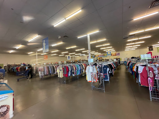 Thrift Store «83rd Ave & Grand Goodwill Retail Store & Donation Center», reviews and photos