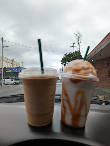 Coffee Shop «Starbucks», reviews and photos, 326 5th St, Eureka, CA 95501, USA