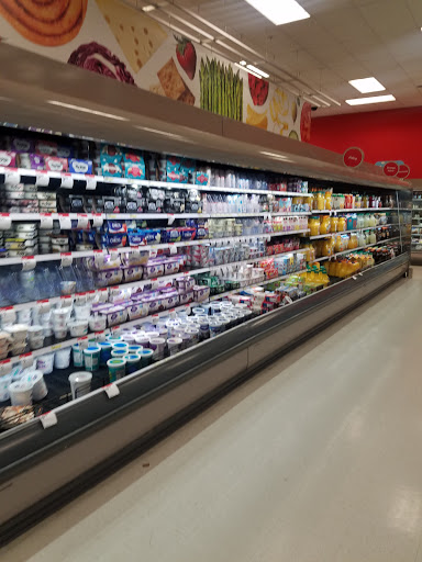 Department Store «Target», reviews and photos, 1555 40th St, Emeryville, CA 94608, USA