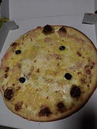 Plats et boissons du Pizzeria Camion pizza Pizza'a l'as à Grazac - n°1