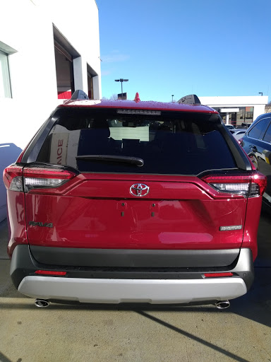 Toyota Dealer «New Rochelle Toyota», reviews and photos, 47 Cedar St, New Rochelle, NY 10801, USA
