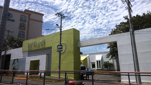 Centro De Negocios Oriflame, Managua