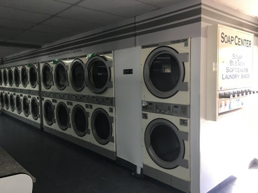 Laundromat «Fluff and Fold Lavanderia», reviews and photos, 5042 Warner Ave, Huntington Beach, CA 92649, USA