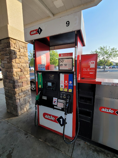 Gas Station «Aisle 1», reviews and photos, 10450 Twin Cities Rd, Galt, CA 95632, USA