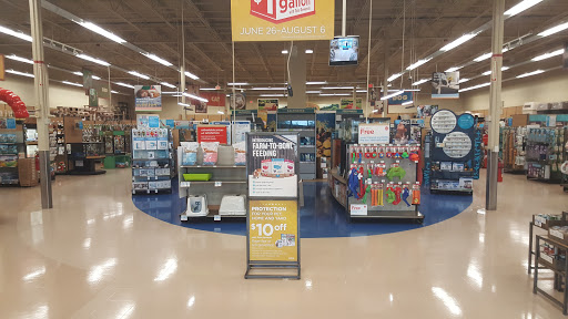 Pet Supply Store «Petco Animal Supplies», reviews and photos, 205 Palm Bay Rd NE #155, West Melbourne, FL 32904, USA