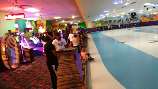 Roller Skating Rink «Dreamland Skate Center», reviews and photos, 2607 E Olive Rd, Pensacola, FL 32514, USA
