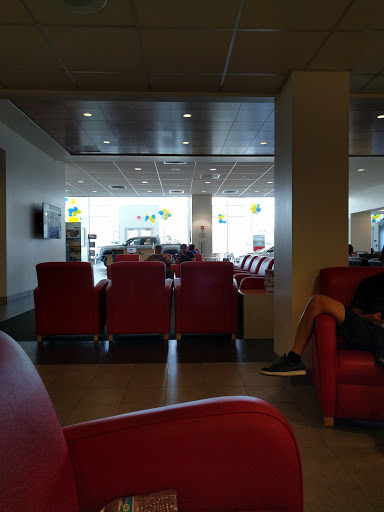 Toyota Dealer «Toyota Town of Stockton», reviews and photos, 2150 E Hammer Ln, Stockton, CA 95210, USA