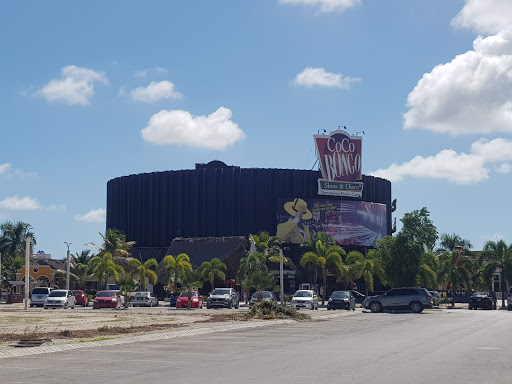 Plaza San Juan Shopping Center