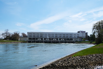 Centrale hydroélectrique EDF de Kembs à Kembs