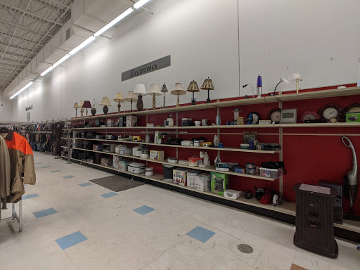 Thrift Store «The Salvation Army Family Store & Donation Center», reviews and photos, 6555 Sashabaw Rd, Village of Clarkston, MI 48346, USA
