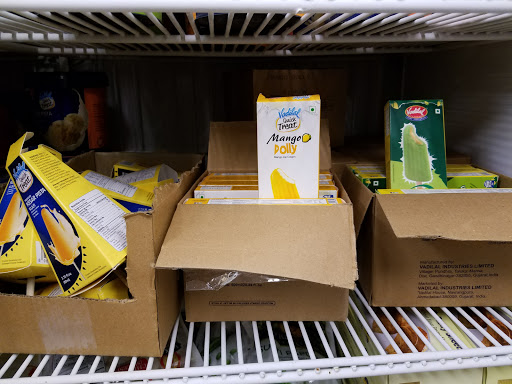 Grocery Store «Maruti Indian Grocery», reviews and photos, 1290 Westford St J, Lowell, MA 01851, USA