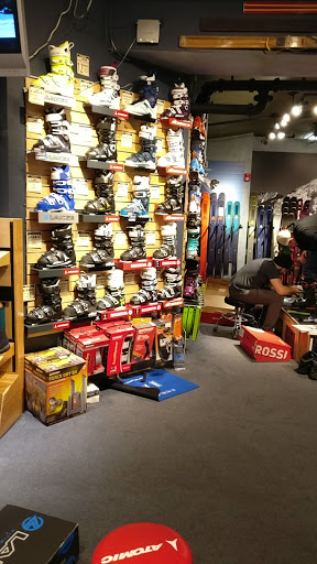 Outdoor Sports Store «Skirack», reviews and photos, 85 Main St, Burlington, VT 05401, USA