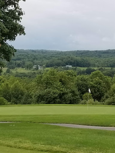 Country Club «Seven Oaks Country Club», reviews and photos, 132 Lisbon Rd, Beaver, PA 15009, USA