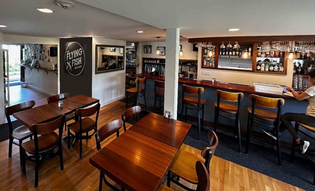 The Flying Fish 02667