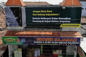 Zaidan Bandar Kediri Oleh-Oleh Haji Umroh image