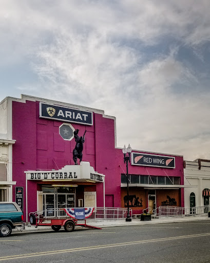 Department Store «Hooks Big D Corral», reviews and photos, 119 N Washington St, DeRidder, LA 70634, USA