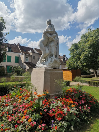 Square de la république à Dreux