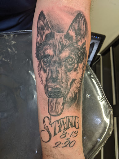 Tattoo Shop «Calaveras Tattoo Studio», reviews and photos, 1510 S Fort Hood St, Killeen, TX 76542, USA