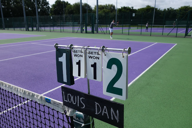 Totton & Eling Tennis Centre - Sports Complex