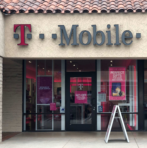 Cell Phone Store «T-Mobile», reviews and photos, 680 W Huntington Dr, Monrovia, CA 91016, USA