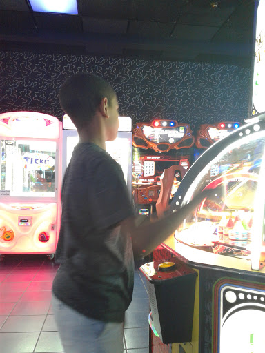 Bowling Alley «Pin Chasers Veterans», reviews and photos, 5555 W Hillsborough Ave, Tampa, FL 33634, USA