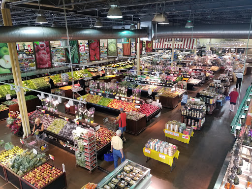 Grocery Store «Shop & Save Market», reviews and photos, 518 Metropolitan Way, Des Plaines, IL 60016, USA