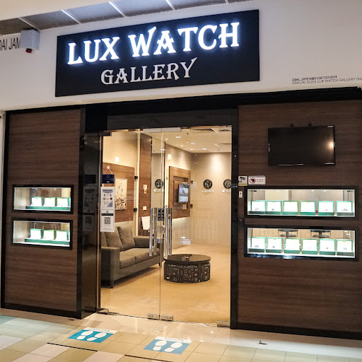 Lux Watch Gallery