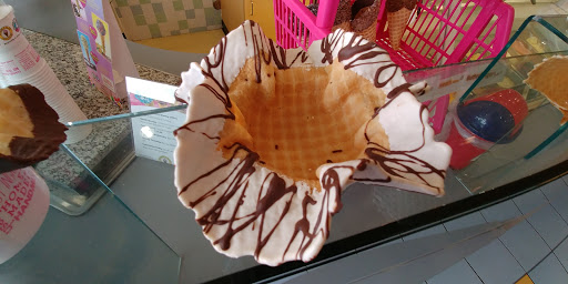 Ice Cream Shop «Marble Slab Creamery», reviews and photos, 10670 Culebra Rd #103, San Antonio, TX 78251, USA