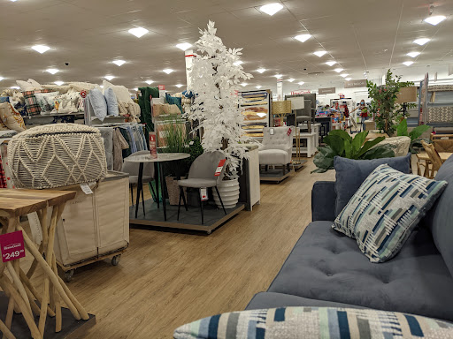 Department Store «HomeGoods», reviews and photos, 11100 W Burleigh St #140, Wauwatosa, WI 53222, USA